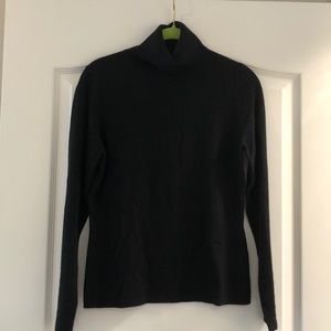 Black cashmere turtleneck